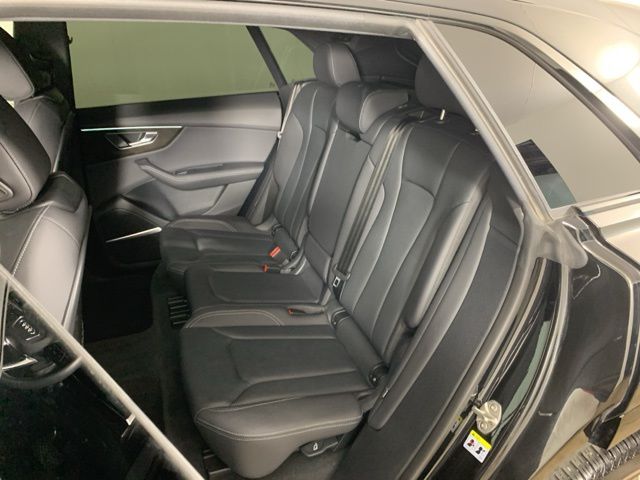 2025 Audi Q8 Premium Plus - Photo 32