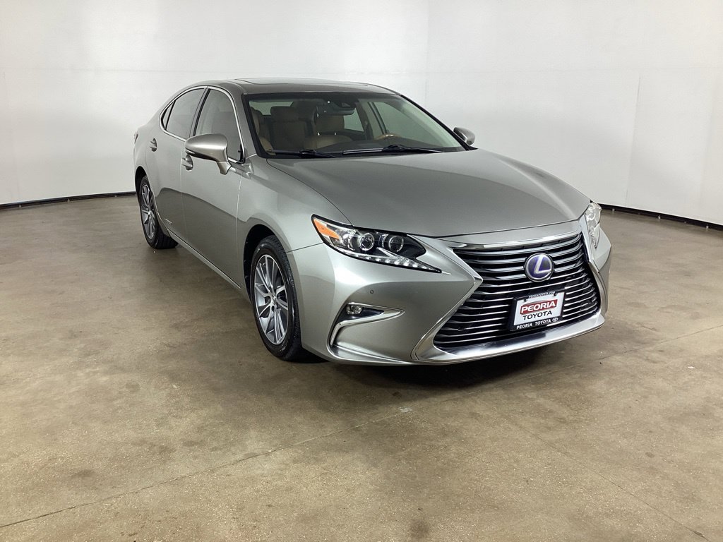 Used 2017 Lexus ES 300h Sedan