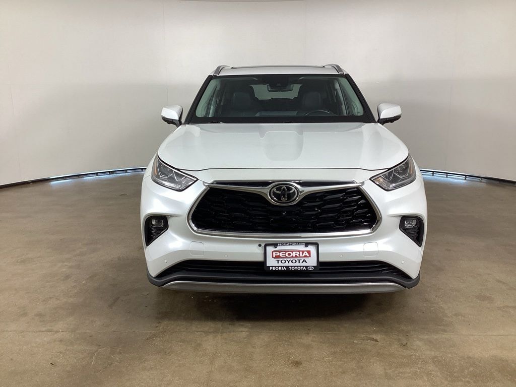 Used 2023 Toyota Highlander Platinum SUV