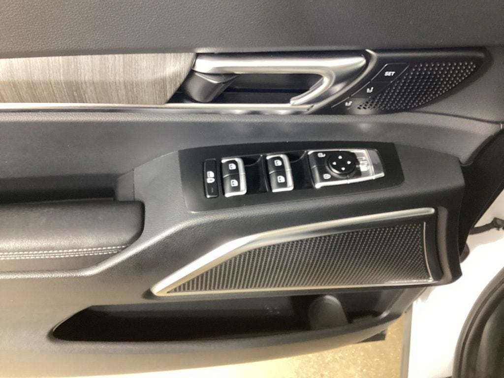 2024 Kia Telluride SX - Photo 11
