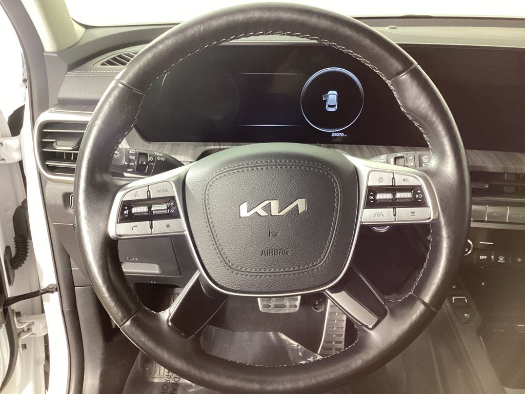 2024 Kia Telluride SX - Photo 16