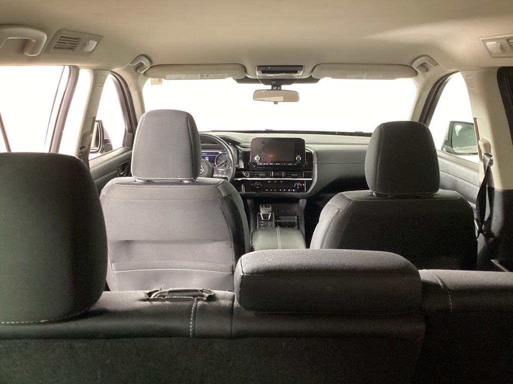 2024 Nissan Pathfinder SV - Photo 23