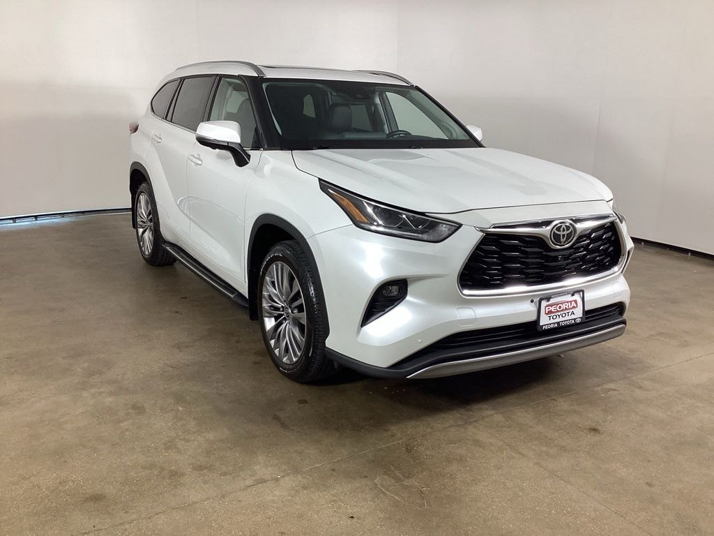 Used 2023 Toyota Highlander Platinum SUV