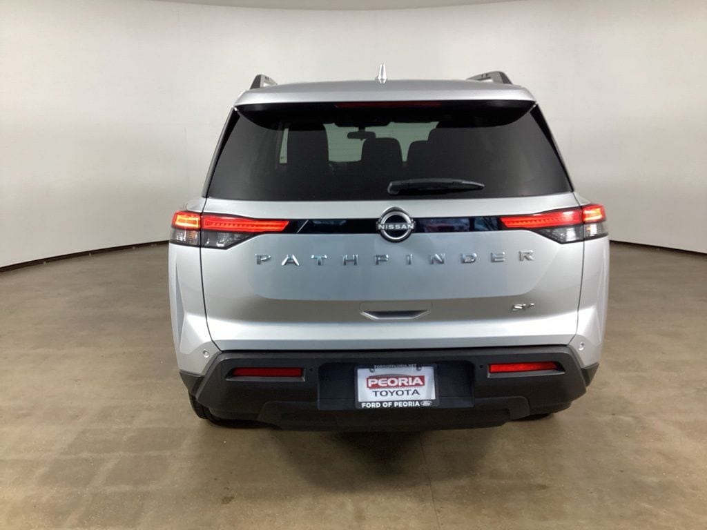 2024 Nissan Pathfinder SV - Photo 6