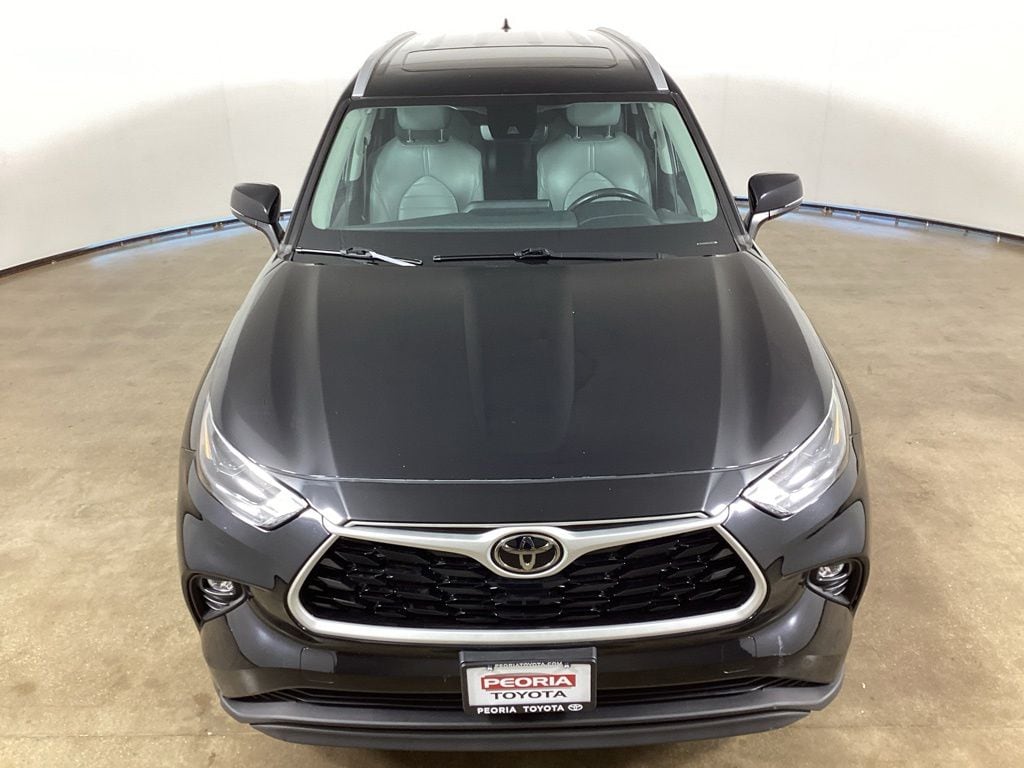 Used 2022 Toyota Highlander XLE SUV
