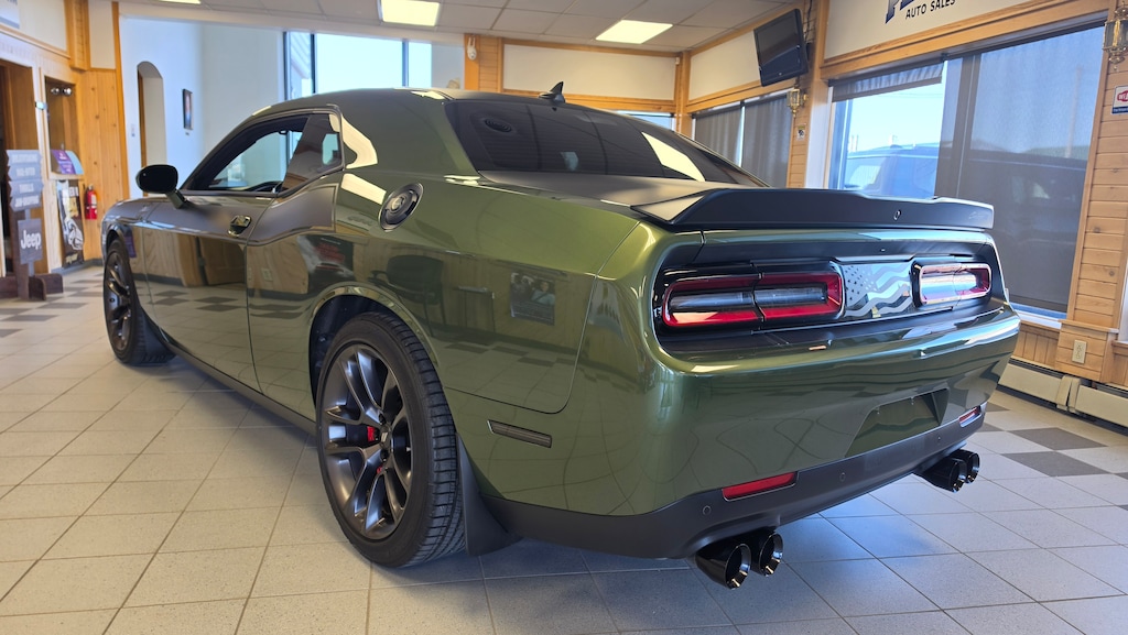 Used 2022 Dodge Challenger R/T COUPE