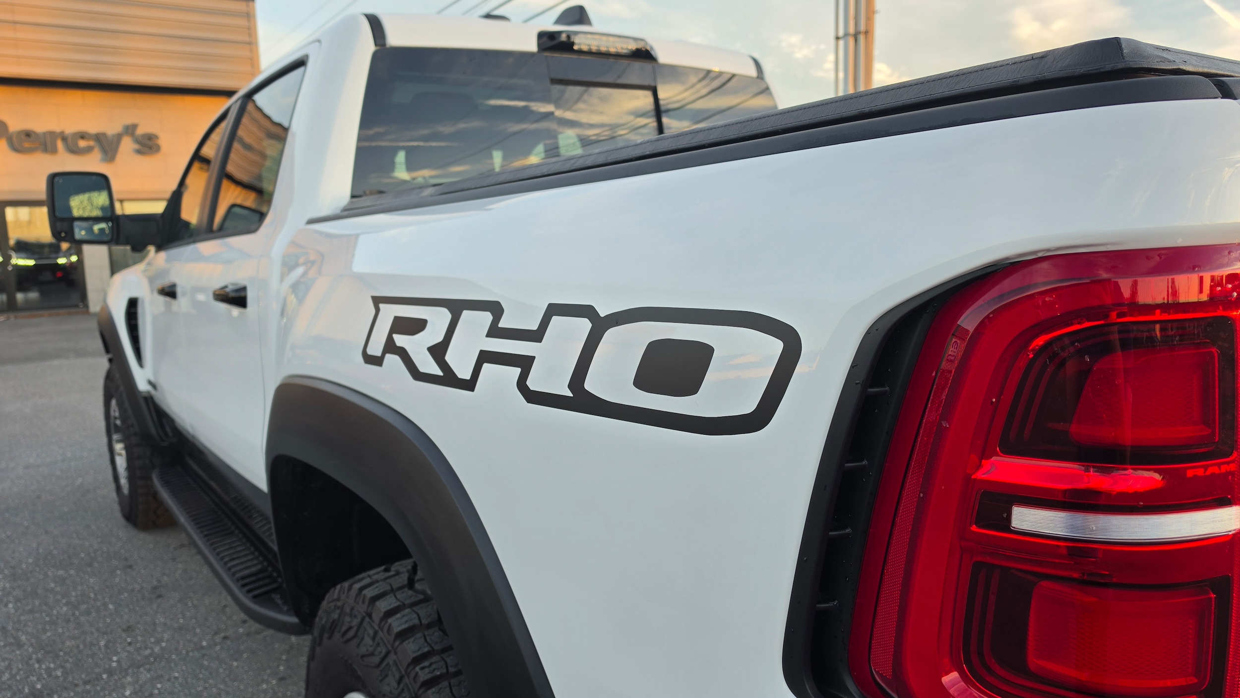 2026 RAM 1500 RHO - Photo 16
