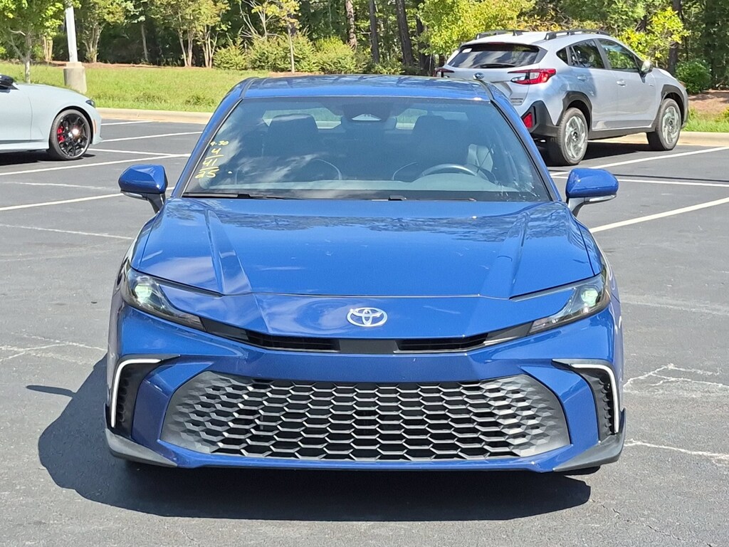 Used 2025 Toyota Camry SE Sedan
