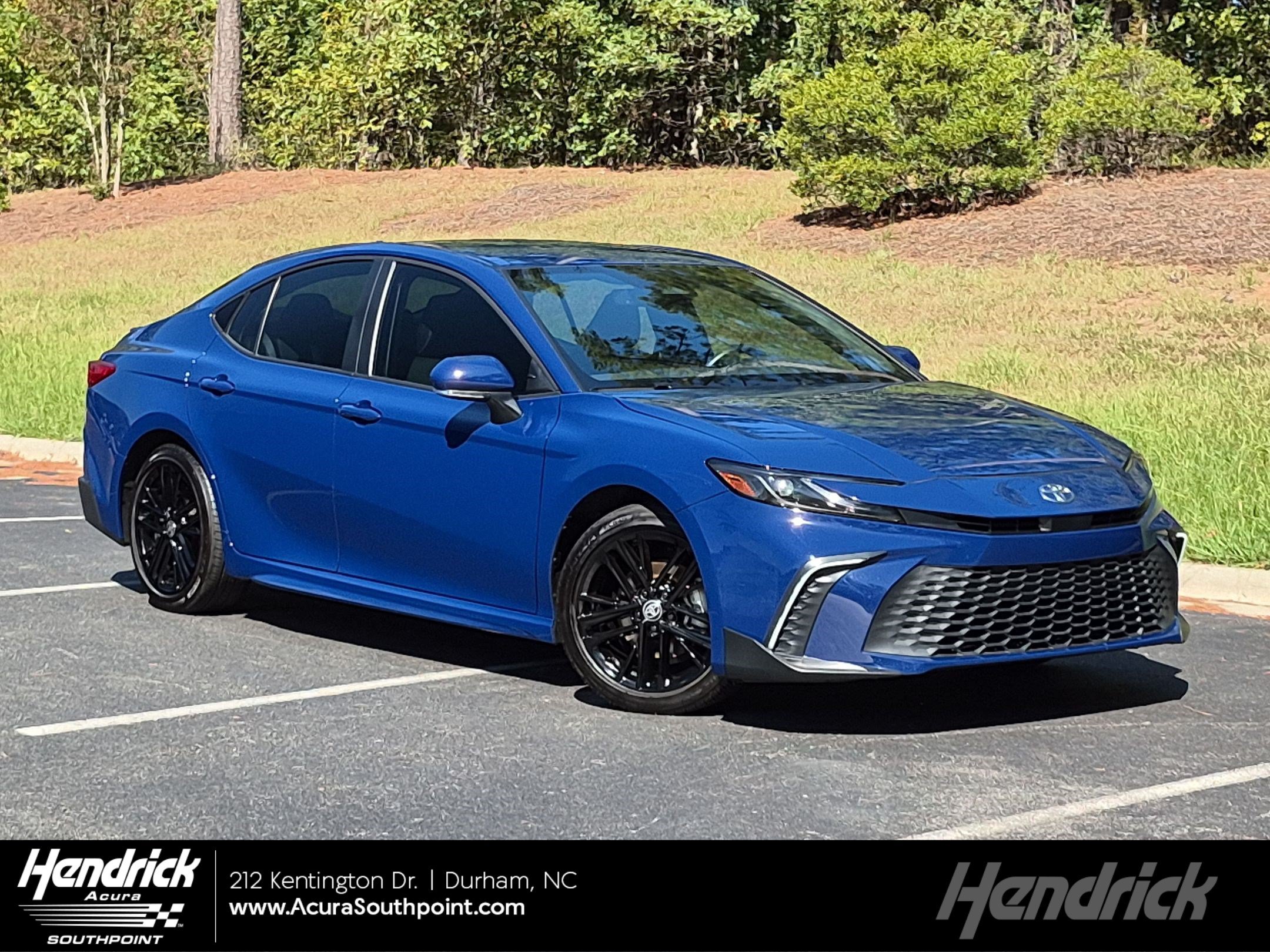 2025 Toyota Camry SE Sedan