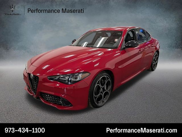 2025 Alfa Romeo Giulia Sedan 