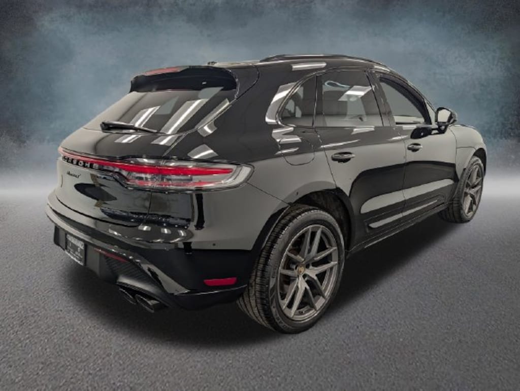 Used 2024 Porsche Macan T SUV