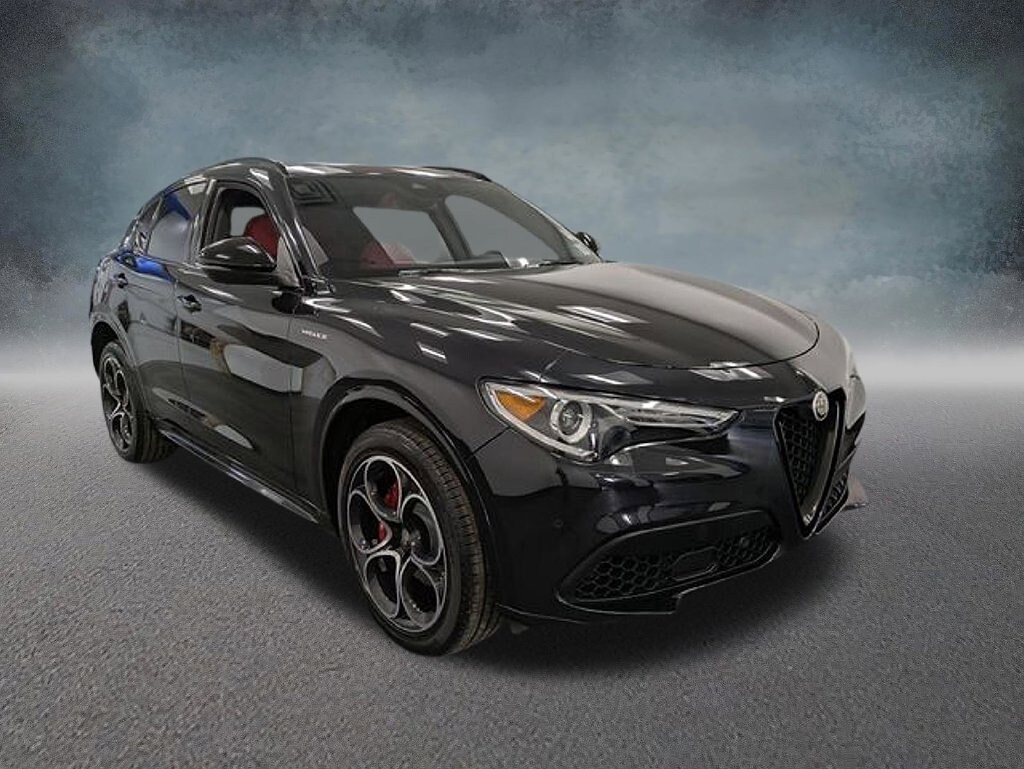 Used 2023 Alfa Romeo Stelvio Veloce SUV