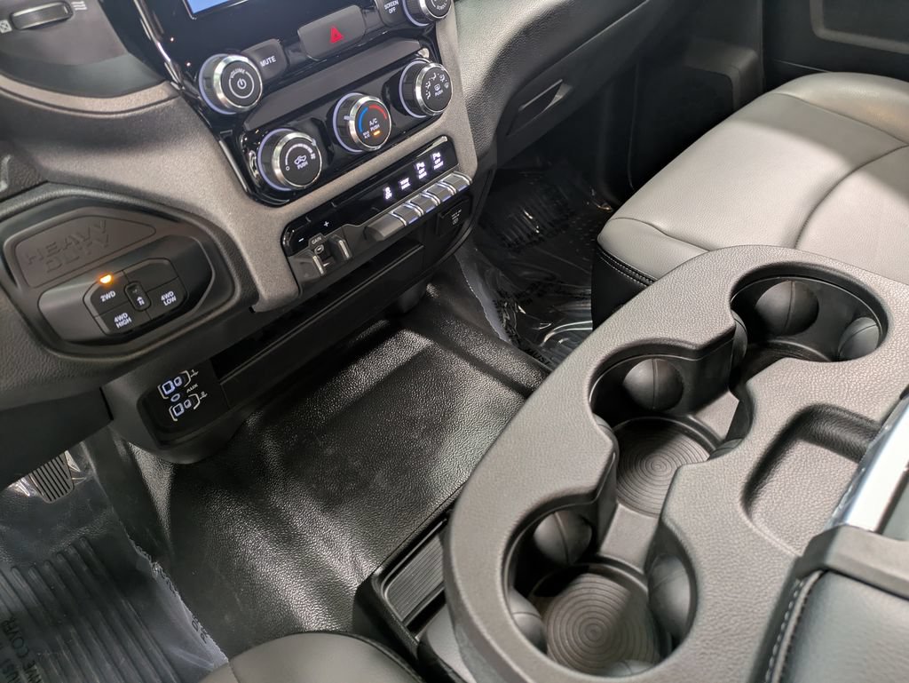 2025 RAM Ram 2500 Pickup Tradesman - Photo 14