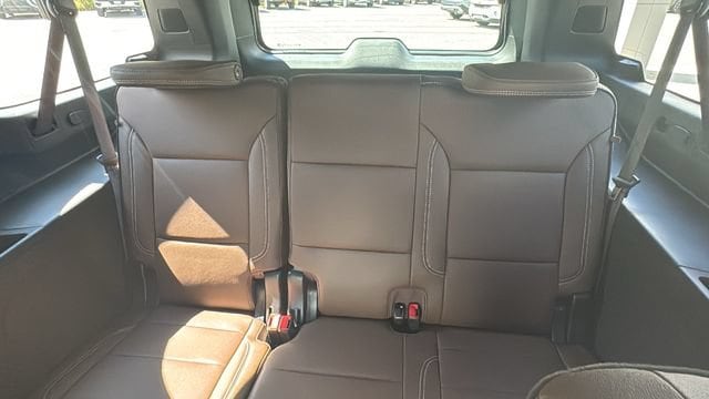 2026 Chevrolet Suburban High Country - Photo 21