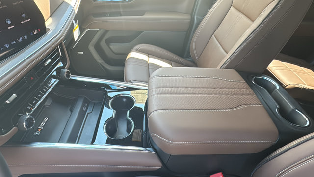 2026 Chevrolet Suburban High Country - Photo 16