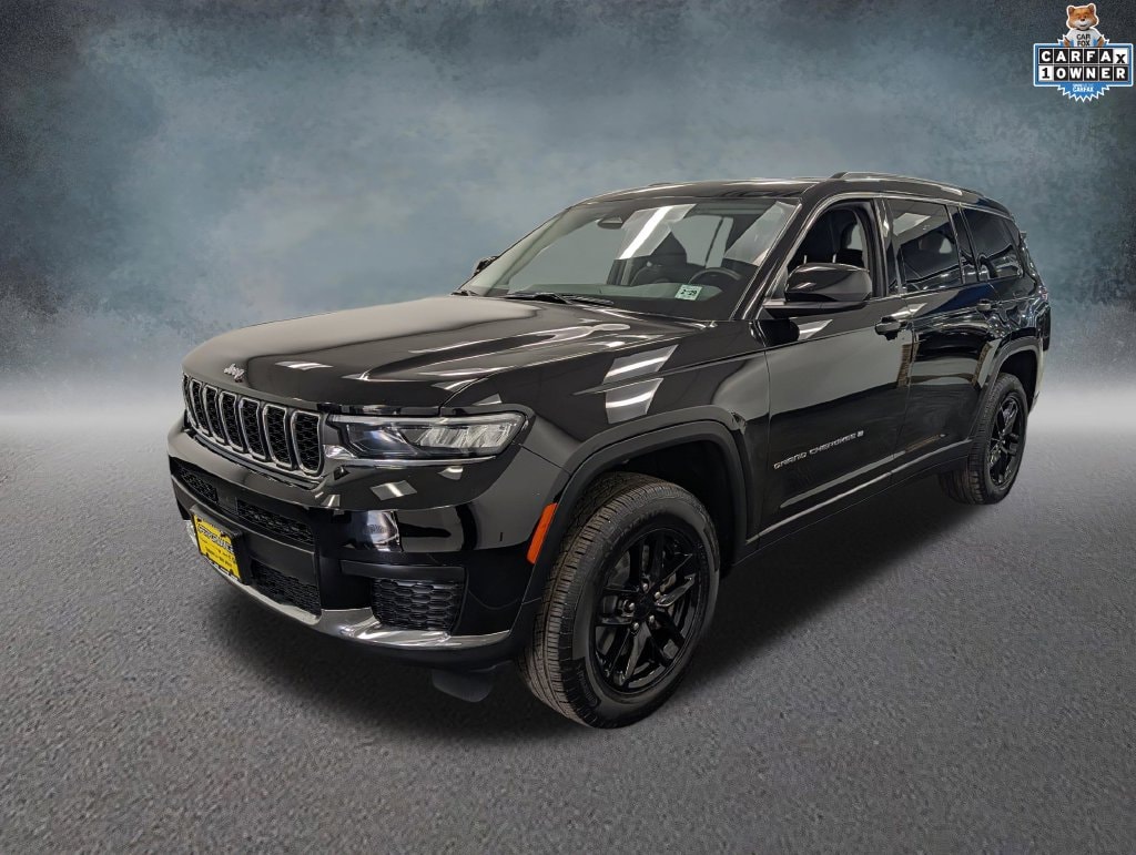 Used 2024 Jeep Grand Cherokee L Laredo SUV