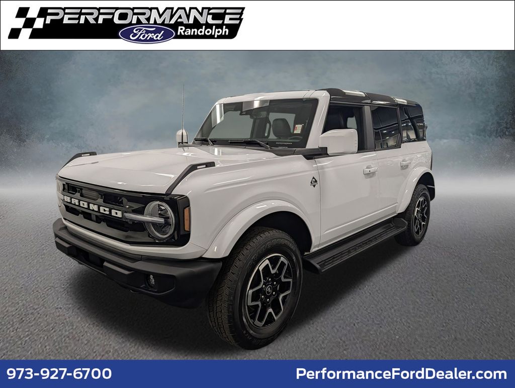 2025 Ford Bronco 4-Door Outer Banks