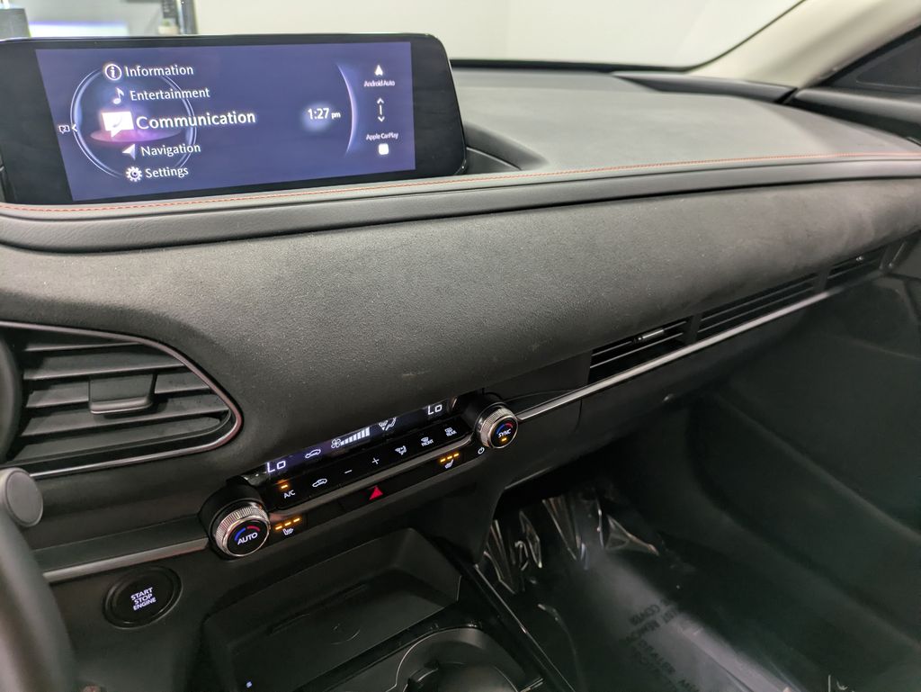 2025 Mazda CX-30 Carbon Turbo - Photo 12