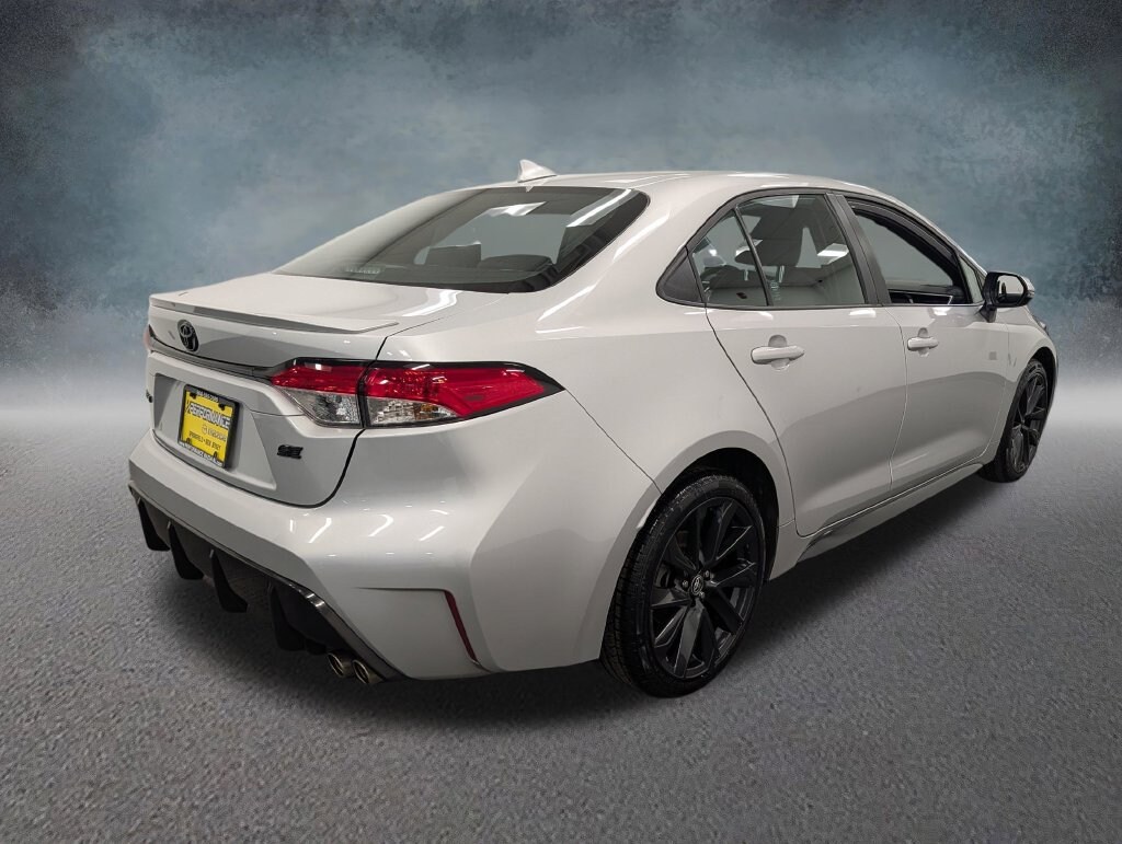 Used 2024 Toyota Corolla SE Sedan