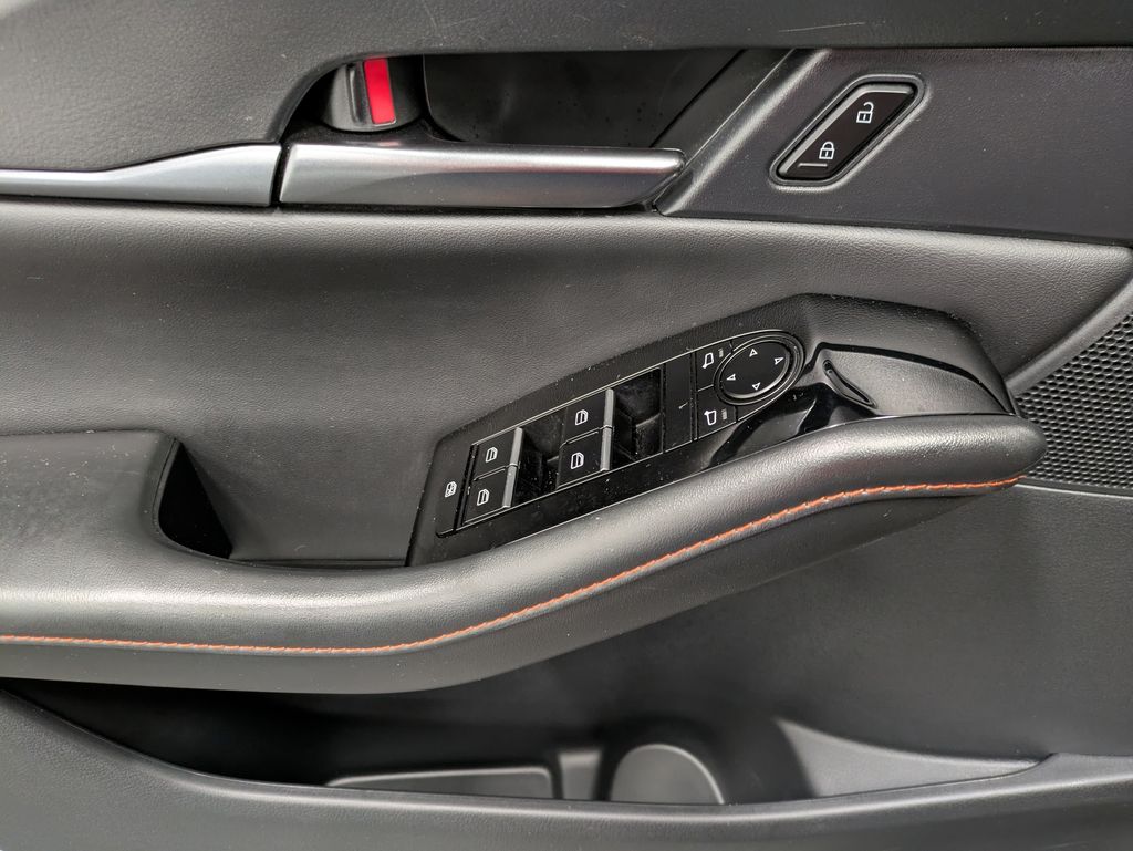 2025 Mazda CX-30 Carbon Turbo - Photo 10
