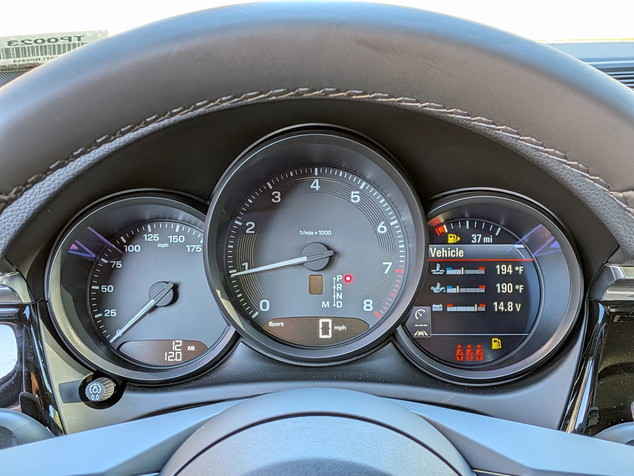 2026 Porsche Macan T - Photo 10