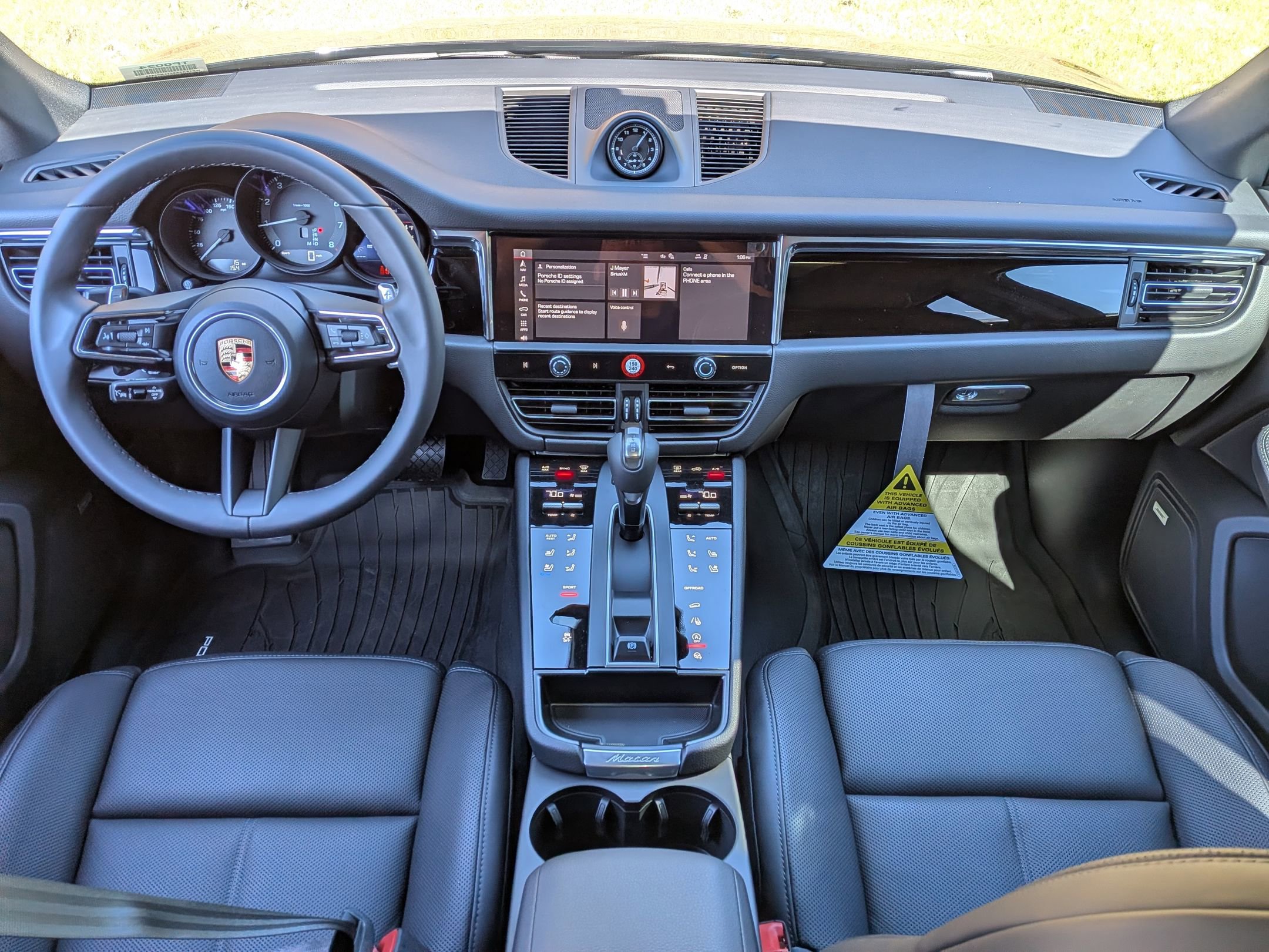 2026 Porsche Macan T - Photo 21