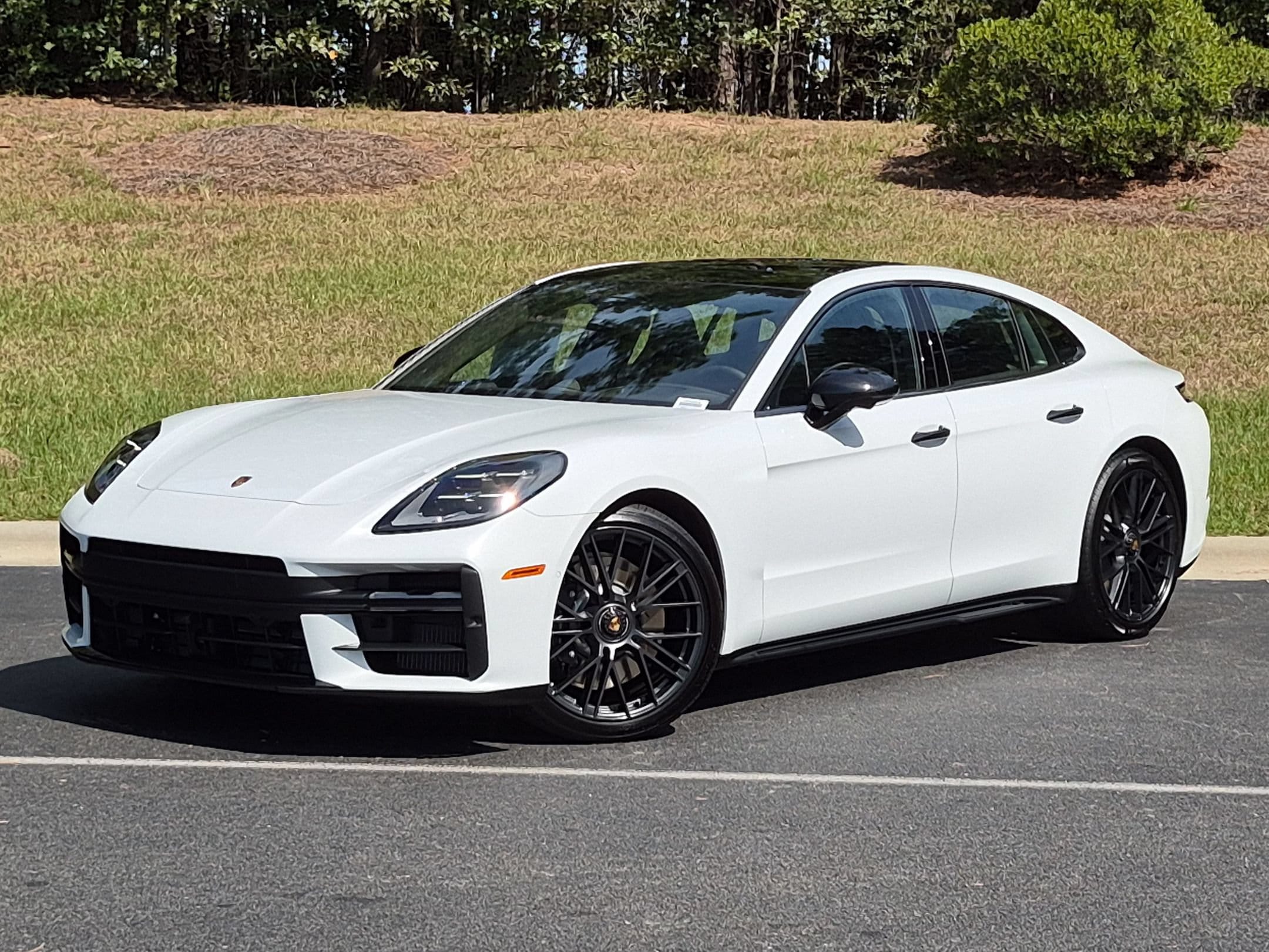2026 Porsche Panamera GTS
