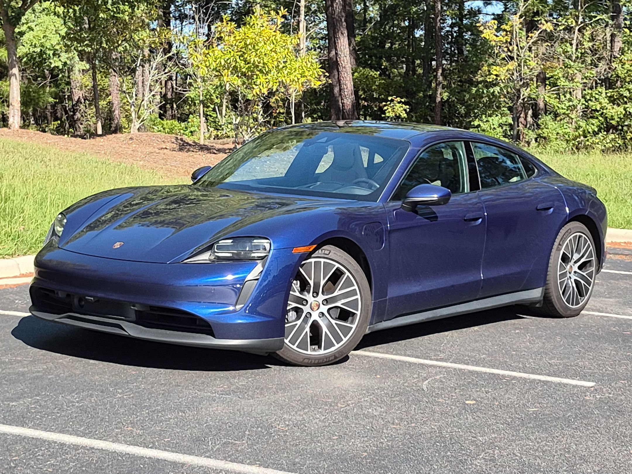  Porsche Taycan