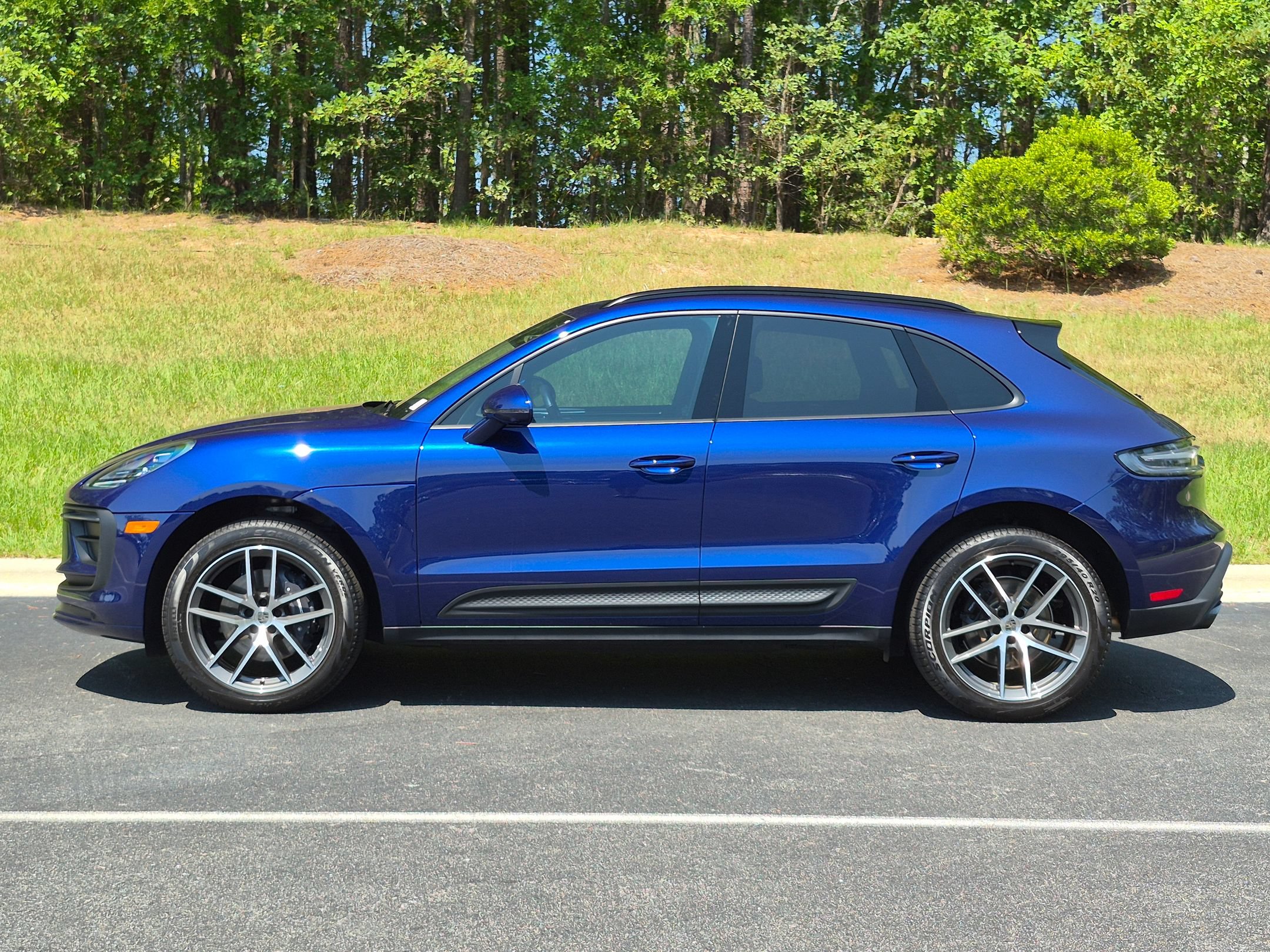 2026 Porsche Macan SUV