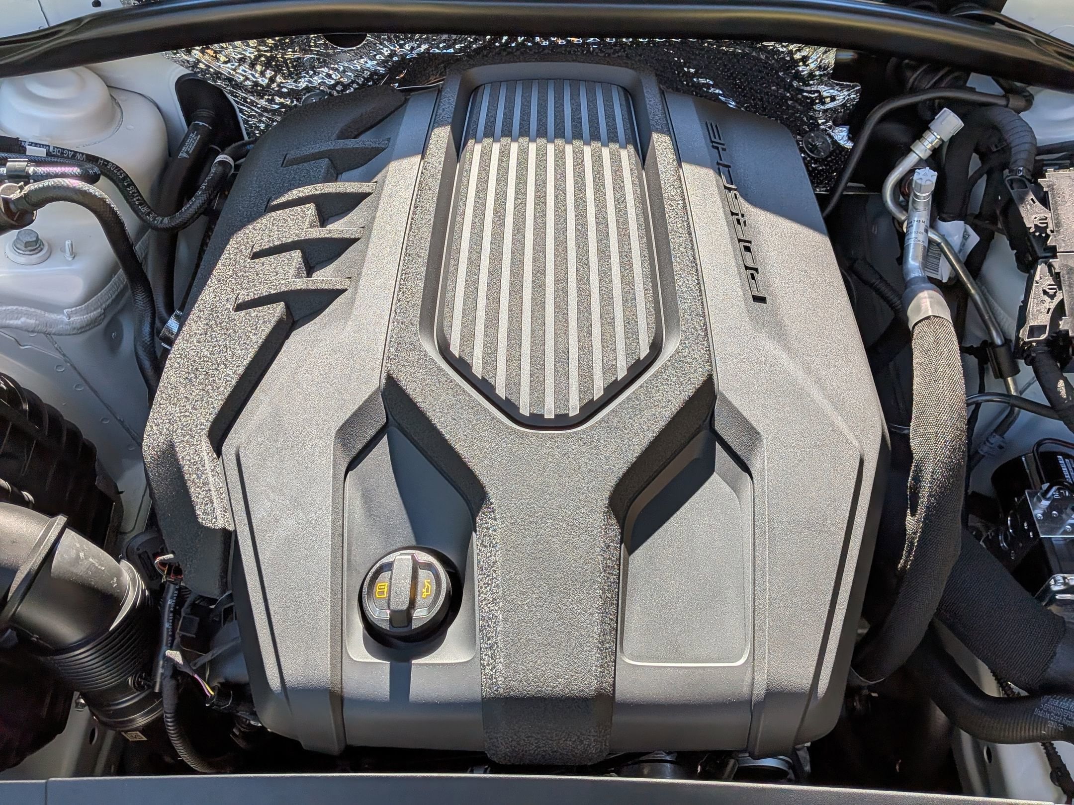 2026 Porsche Macan T - Photo 34