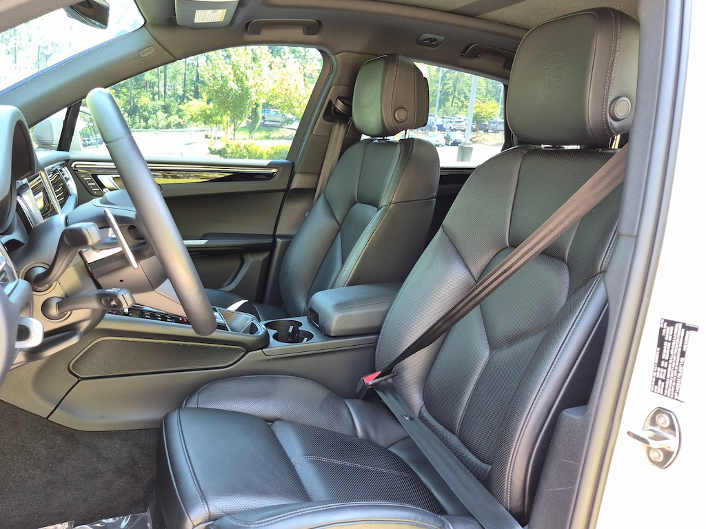 Certified 2024 Porsche Macan S SUV