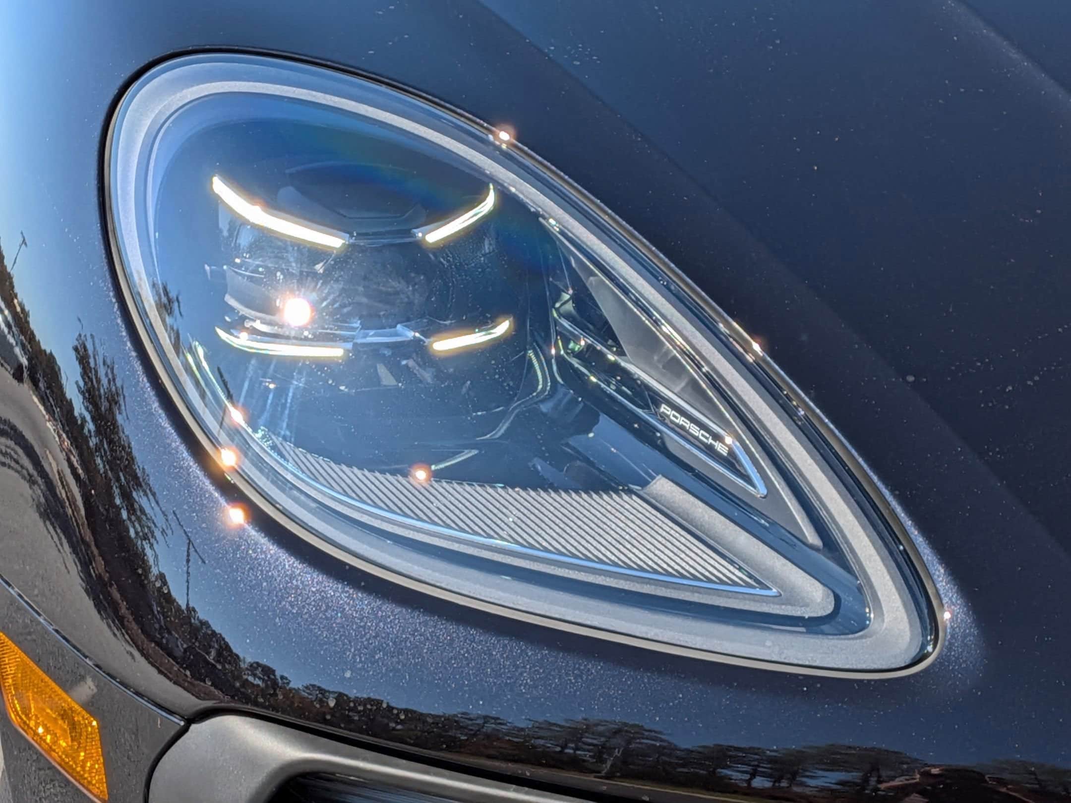 2026 Porsche Macan T - Photo 33