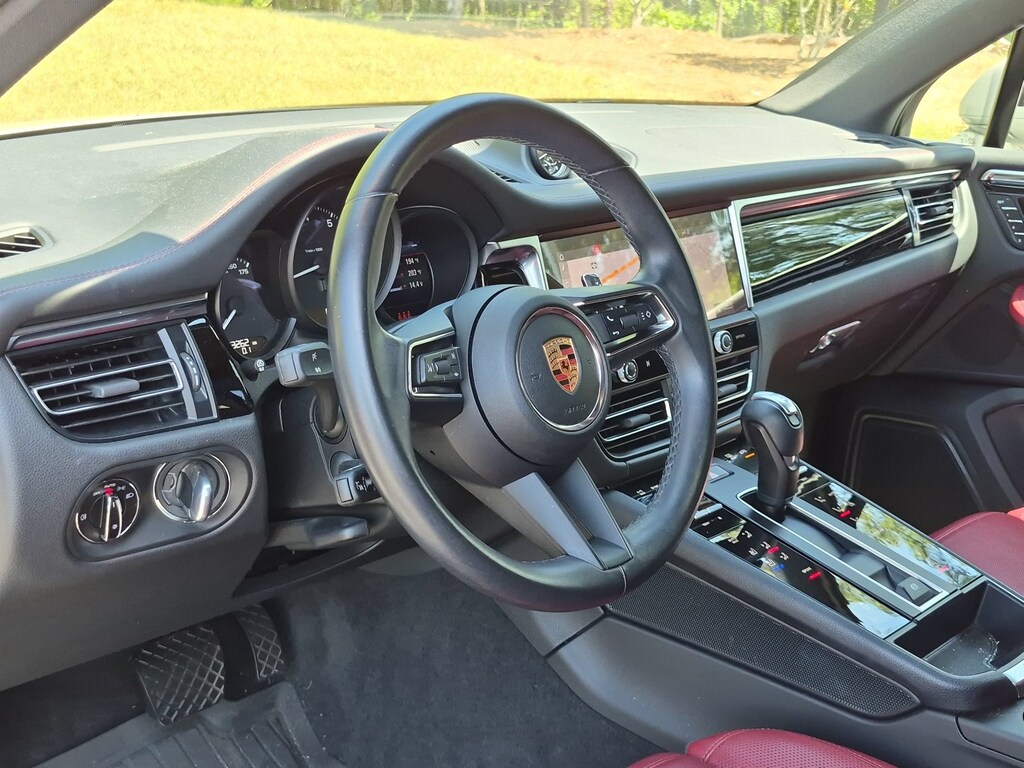 Certified 2024 Porsche Macan SUV