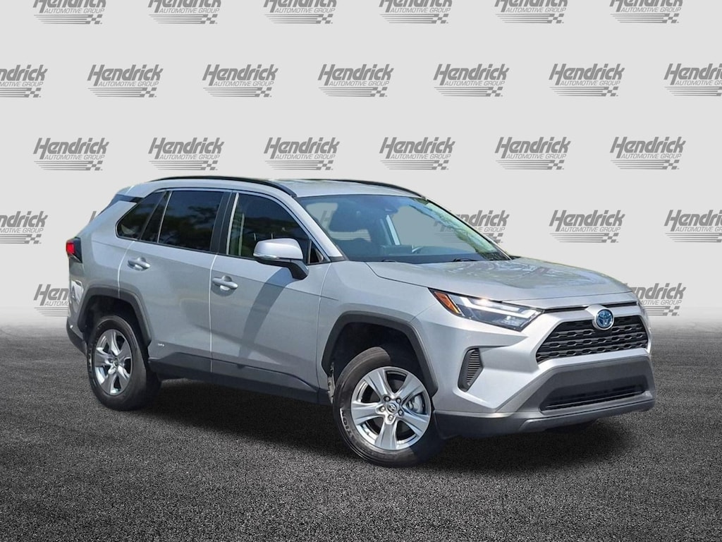 Used 2024 Toyota RAV4 Hybrid XLE SUV