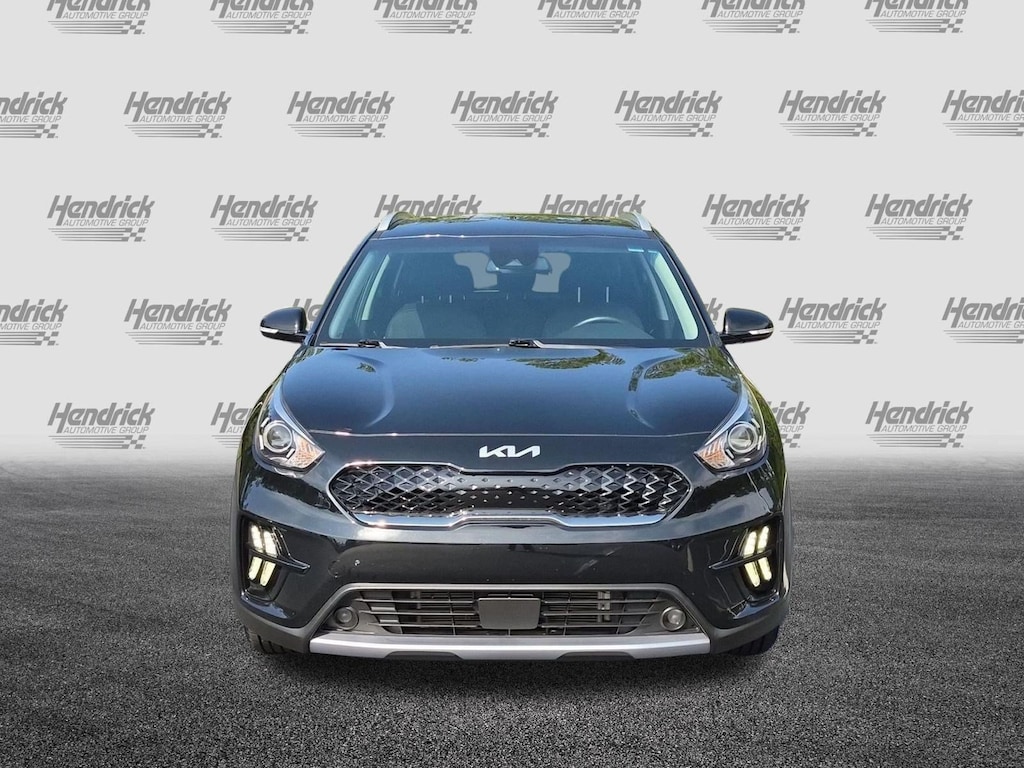 Used 2022 Kia Niro Plug-In Hybrid EX Premium SUV