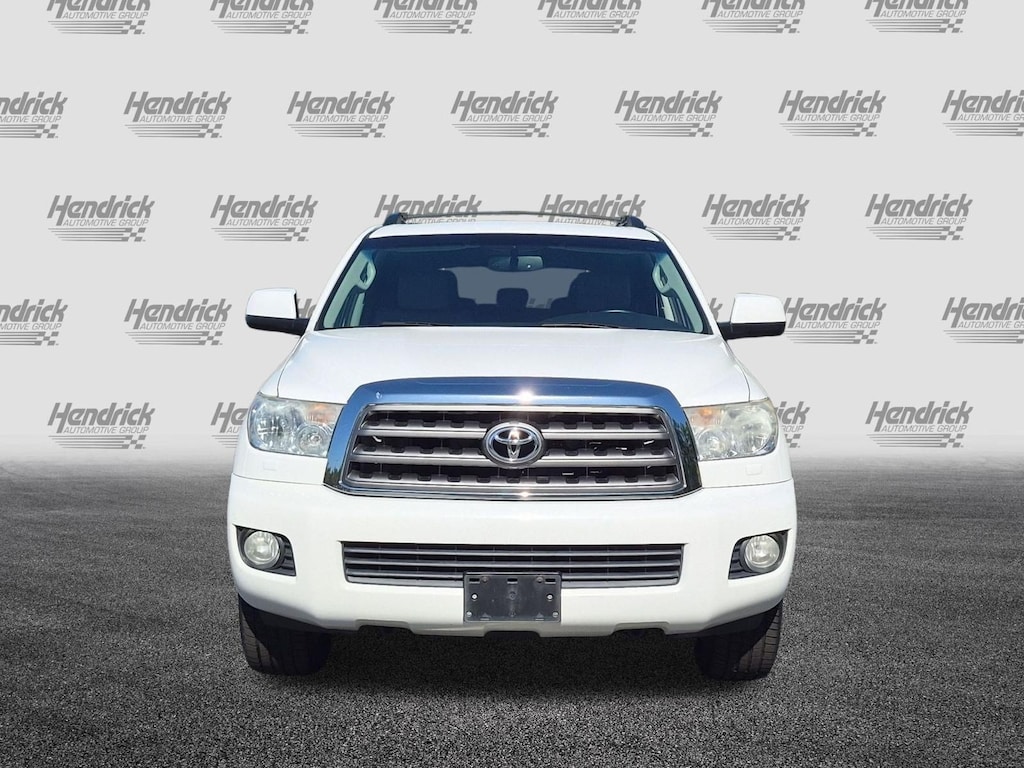 Used 2016 Toyota Sequoia SR5 5.7L V8 SUV