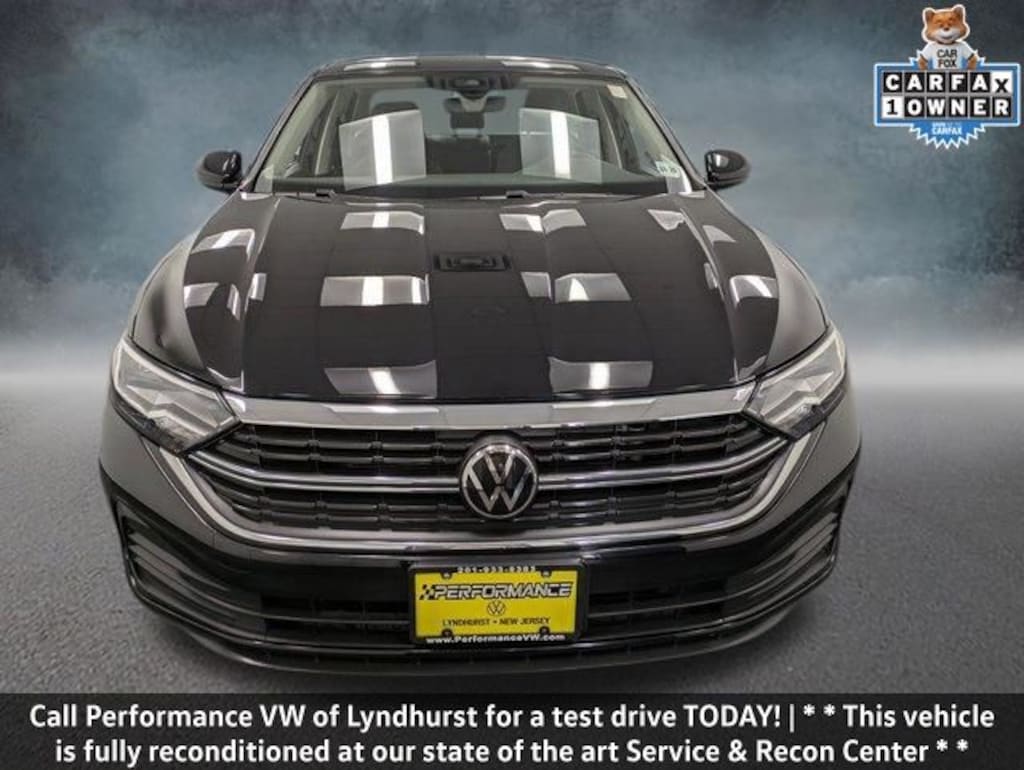 Used 2024 Volkswagen Jetta 1.5T SE Sedan