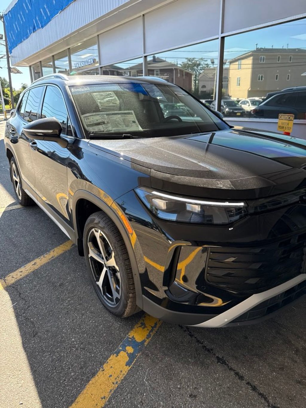 New 2026 Volkswagen Tiguan SE SUV