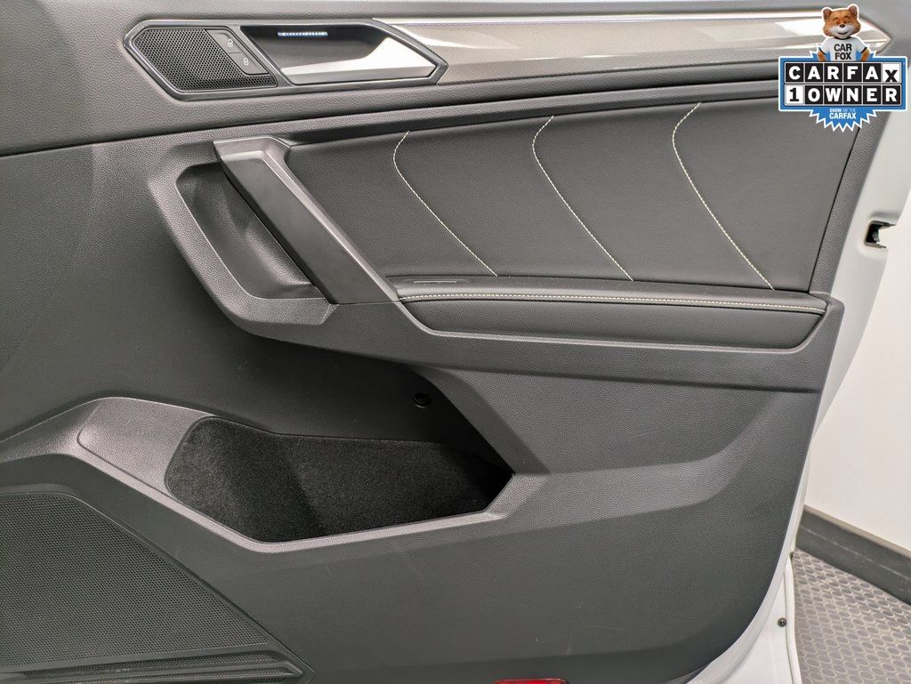 2022 Volkswagen Tiguan SE R-LINE BLACK - Photo 32