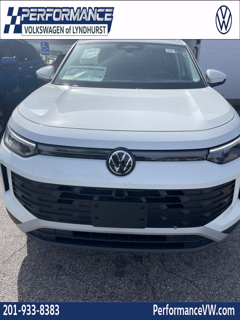 New 2026 Volkswagen Tiguan SE SUV