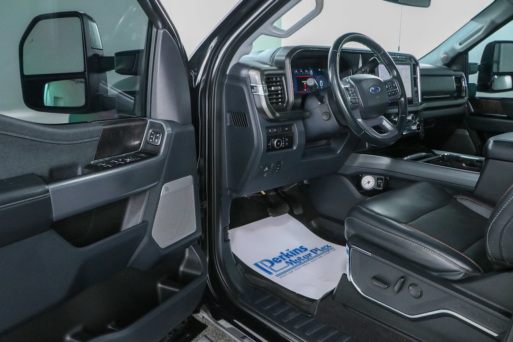 Used 2023 Ford F-250 Lariat 4X4 Truck Crew Cab