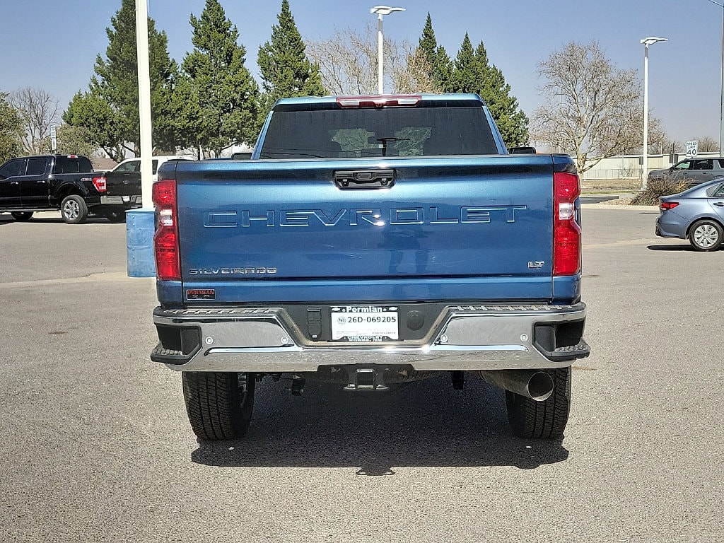 2026 Chevrolet Silverado 3500HD LT - Photo 11