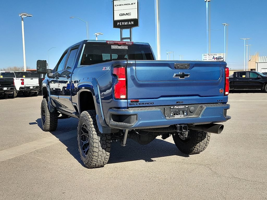 2026 Chevrolet Silverado 2500 HD LTZ - Photo 8