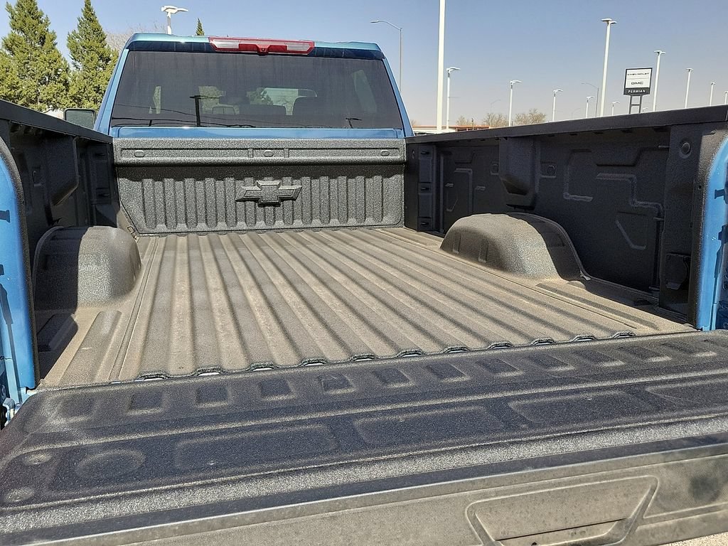 2026 Chevrolet Silverado 3500HD LT - Photo 18