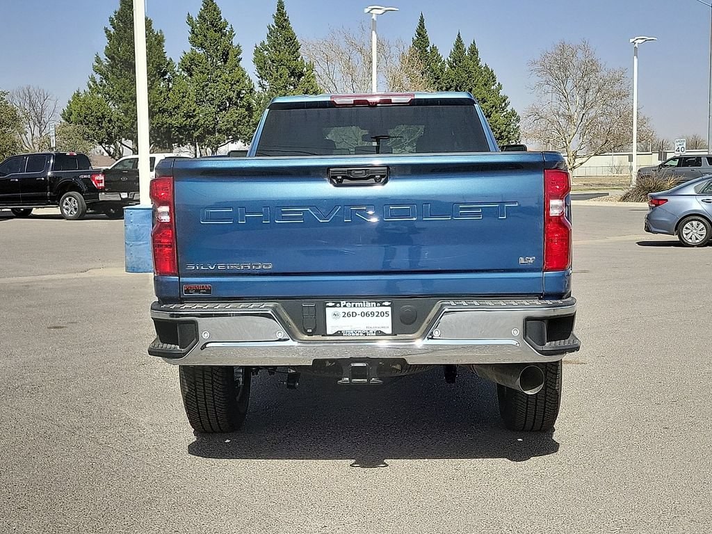 2026 Chevrolet Silverado 3500HD LT - Photo 11