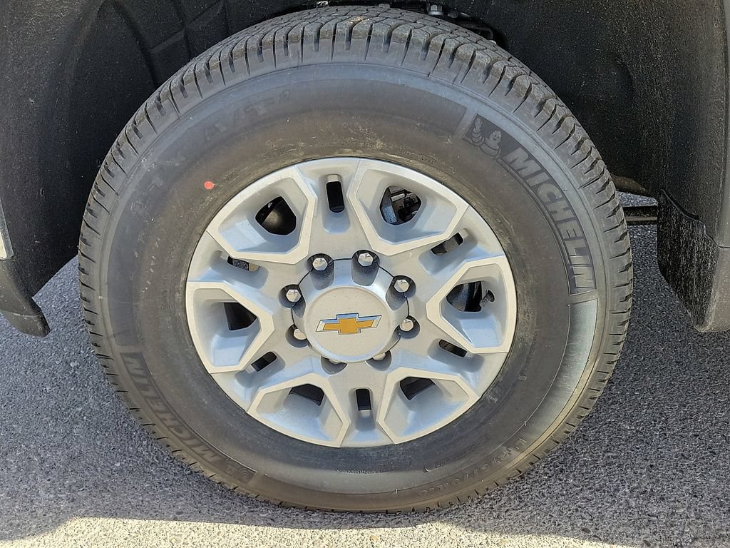 2026 Chevrolet Silverado 3500HD LT - Photo 17