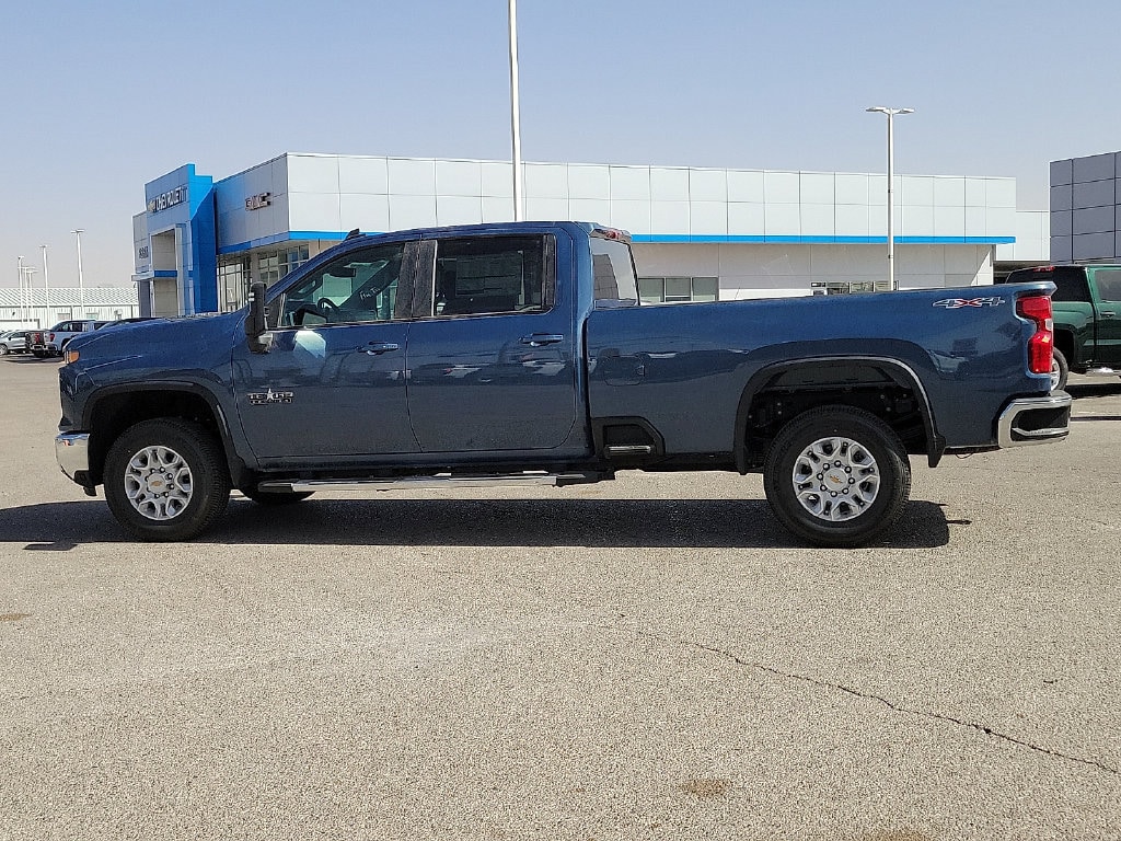 2026 Chevrolet Silverado 3500HD LT - Photo 7