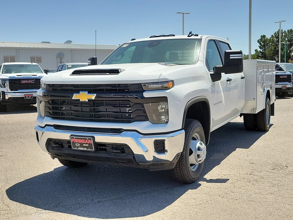New 2026 Chevrolet Silverado 3500 HD Chassis Cab Work Truck Truck