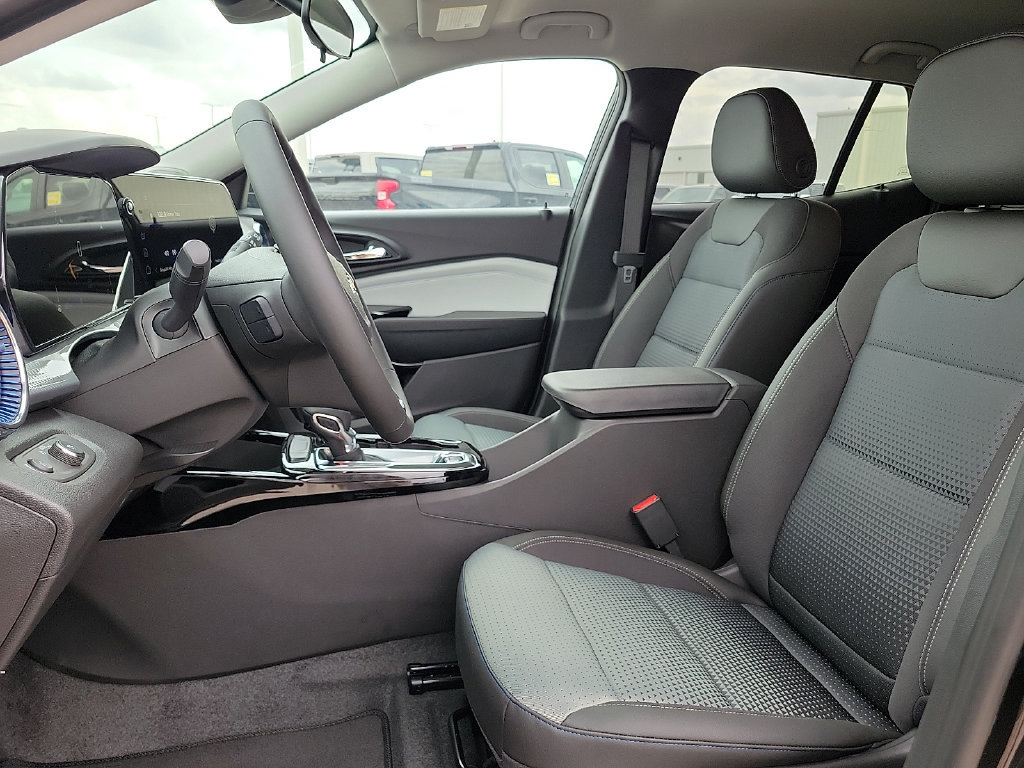 2026 Chevrolet Trax LT - Photo 23
