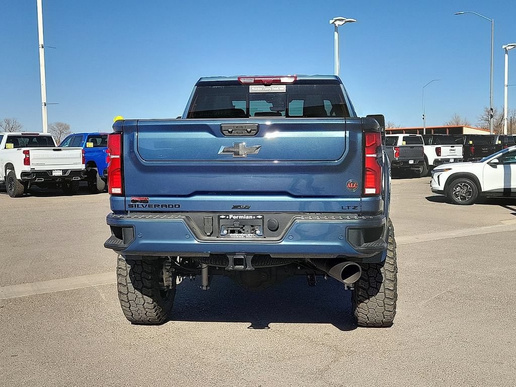 2026 Chevrolet Silverado 2500 HD LTZ - Photo 10
